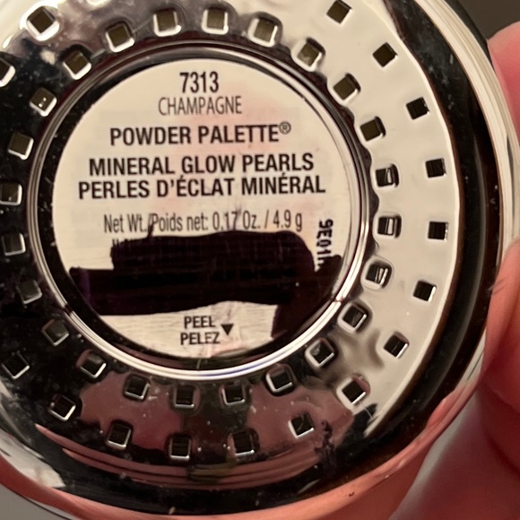 Physicians Formula Mineral Glow Pearls Powder Palette in Champagne - Picture 2 of 3